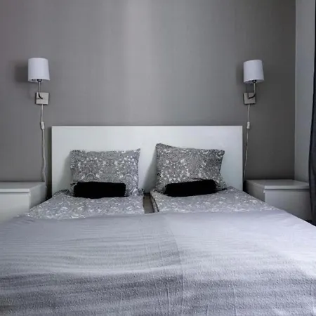 Daire Close-central - Old Town - Comfortable And Cozy - W3